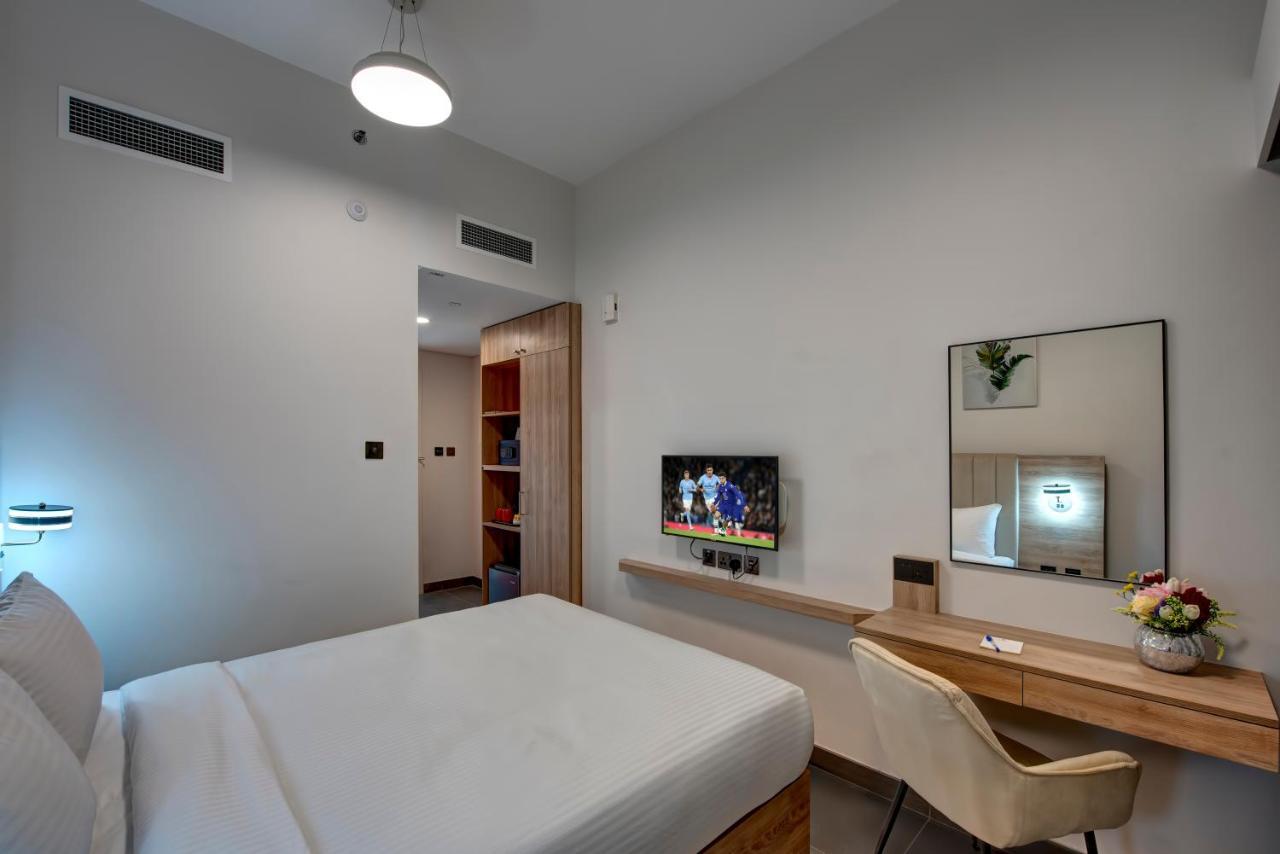 Wescott Hotel Dubai Bagian luar foto