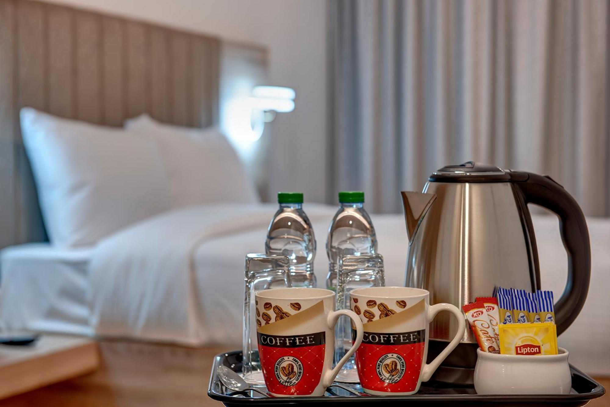 Wescott Hotel Dubai Bagian luar foto