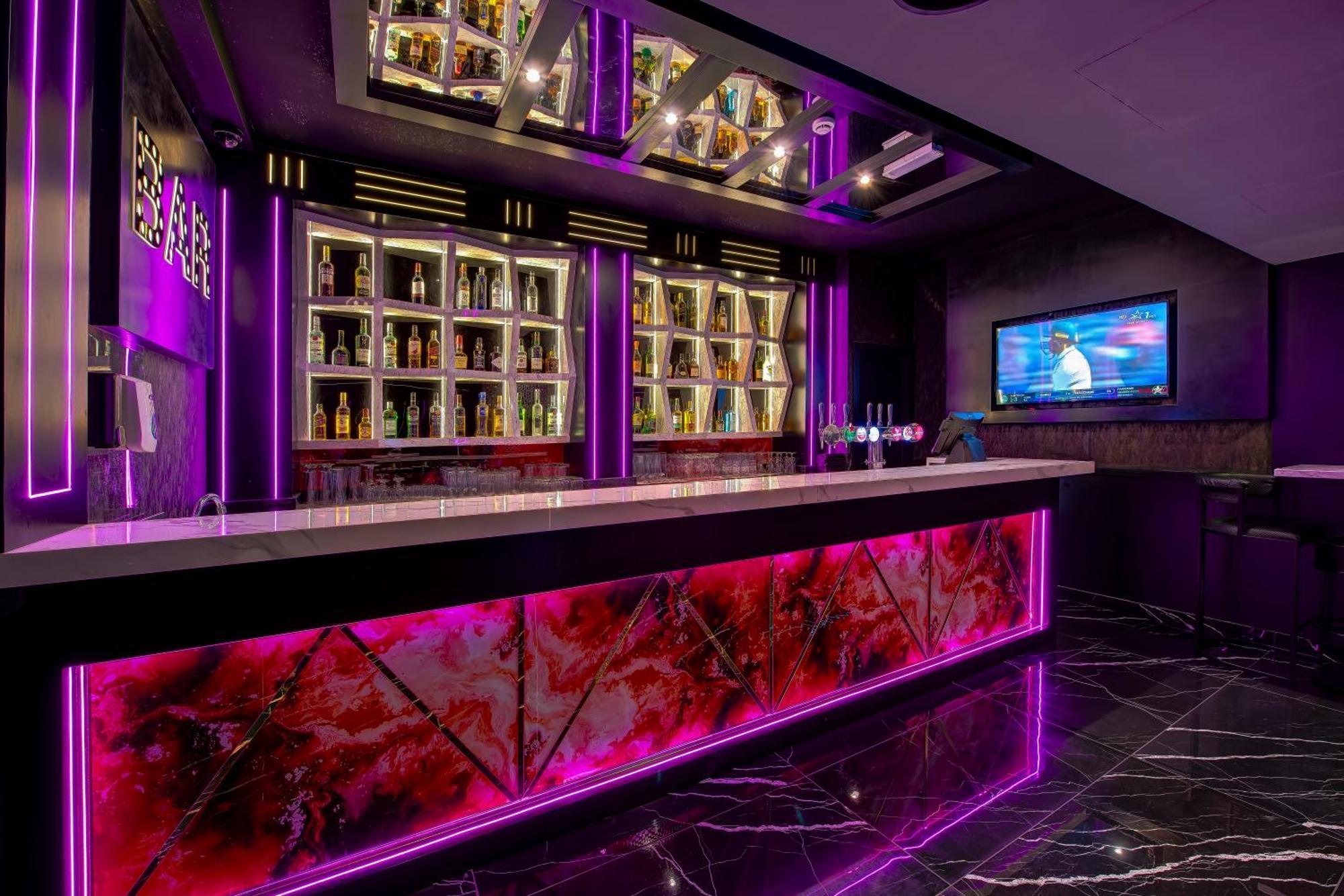 Wescott Hotel Dubai Bagian luar foto