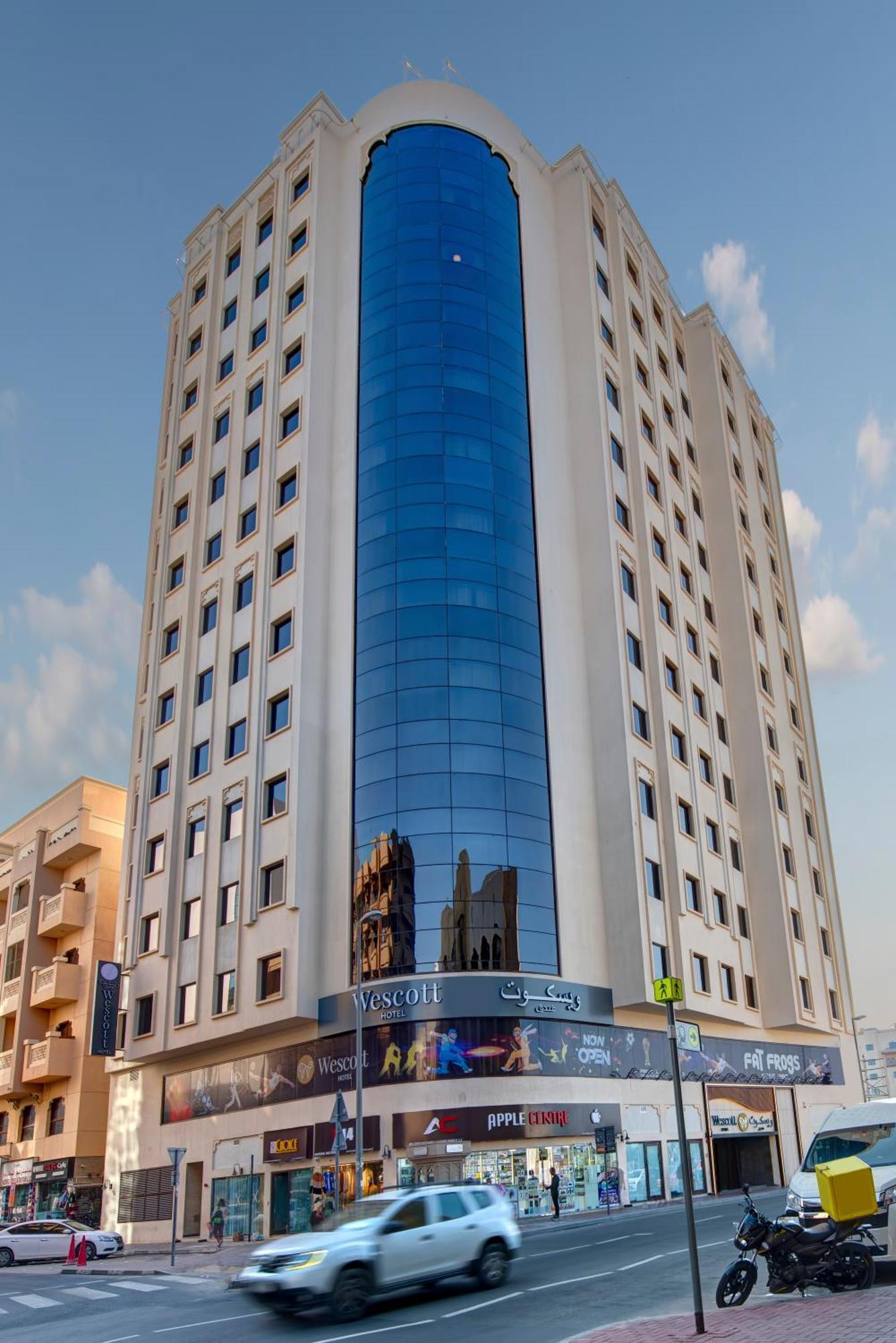 Wescott Hotel Dubai Bagian luar foto