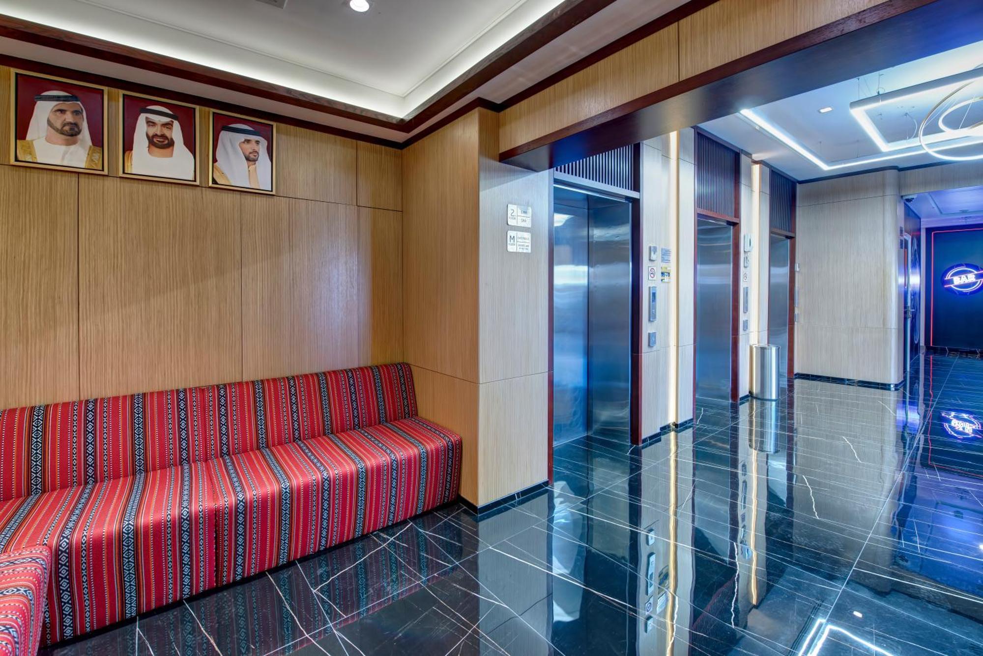 Wescott Hotel Dubai Bagian luar foto