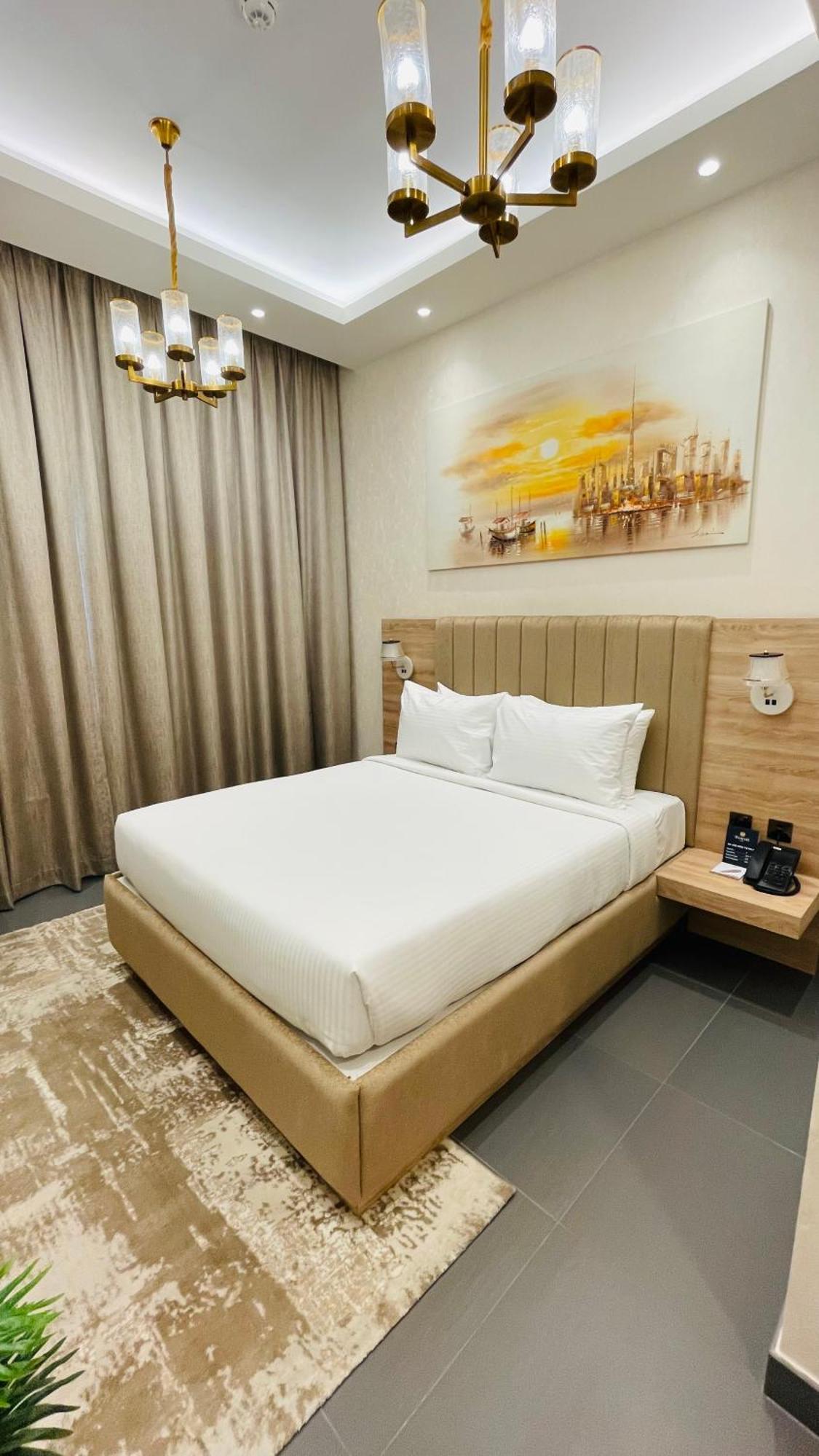 Wescott Hotel Dubai Bagian luar foto